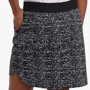 Black and White Mini Skater Skirt with Slit